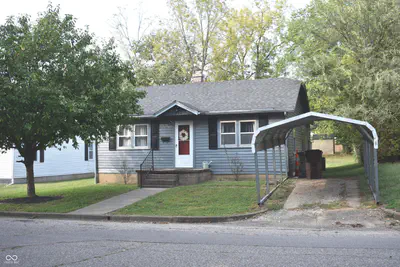 917 W Walnut Street, Brownstown