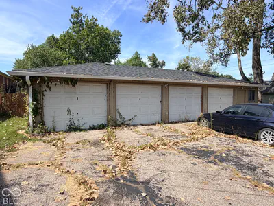 6028 Laurel Hall Drive, Indianapolis - 3