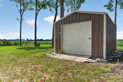 693 S 200 E, Kokomo - 43
