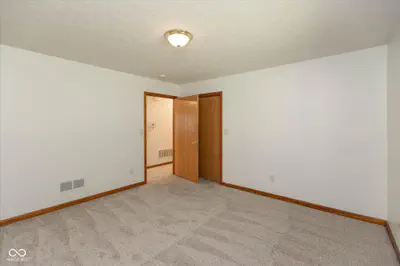 5612 Blairwood Drive, Indianapolis - 21