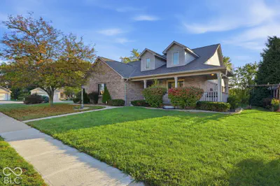 1137 Brookside Court, Avon - 3
