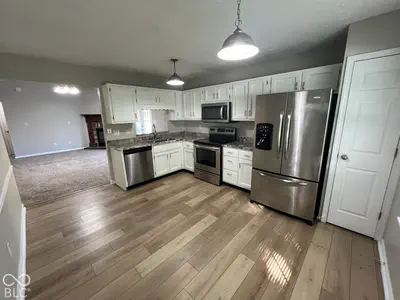 5925 Dunmore Drive, Indianapolis - 9