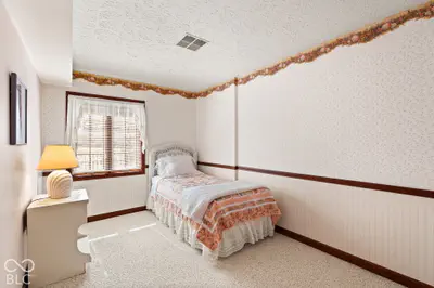 925 Oakwood Lane, Paoli - 68