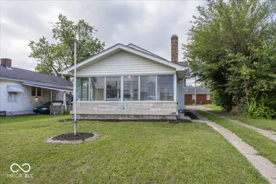 5325 10th Street, Indianapolis