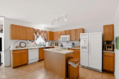 12597 Brady Lane, Noblesville - 23