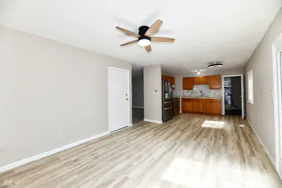 9457 Burrwood Creek, Indianapolis - 18