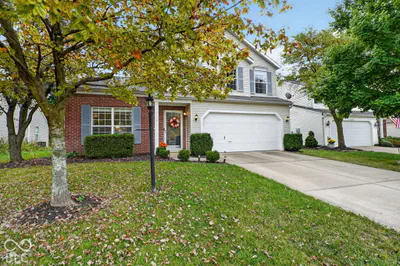 12161 Driftstone Drive, Fishers - 2