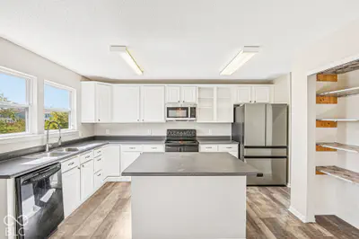9533 Lantern Lane, Pendleton - 12
