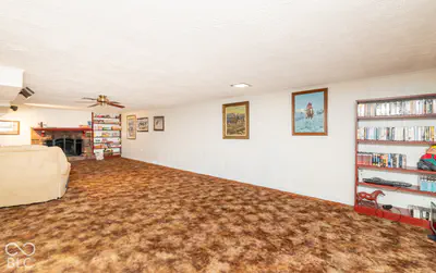 10997 Co Rd 800 N, Seymour - 68