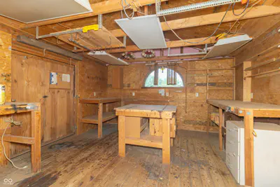2460 Hickory Boulevard, Greenfield - 58