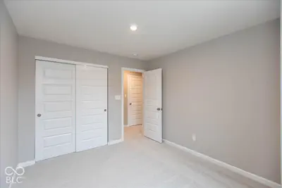 6153 Mill Hill Way, McCordsville - 23