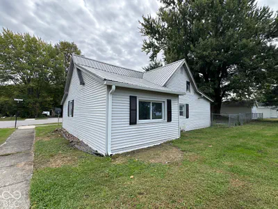 208 N East, Roachdale - 7