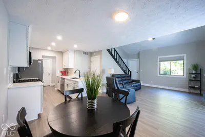 566 Conner Creek Drive, Fishers - 18