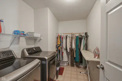 1014 Swinton Way, Westfield - 26