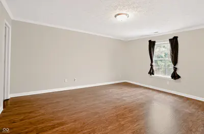 8276 Bayshore Lane, Avon - 17