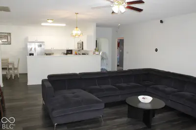 9533 Treyburn Lakes Drive, Indianapolis - 12