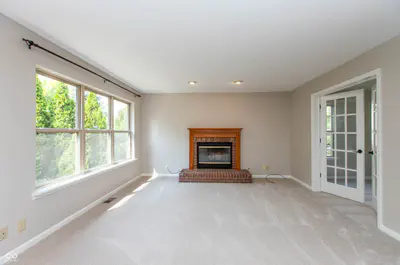10517 Greenway Drive, Fishers - 14
