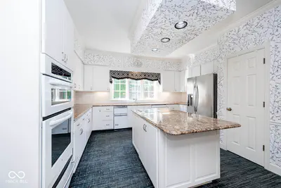 7925 Beaumont Green East Drive, Indianapolis - 12