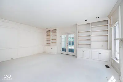 7925 Beaumont Green East Drive, Indianapolis - 33