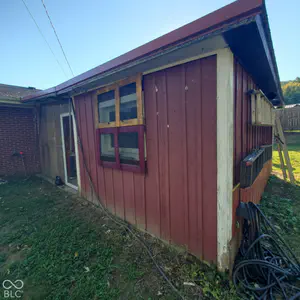 1280 State Road 258, Seymour - 6