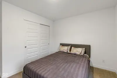 7423 Manor Lake Lane, Indianapolis - 18