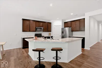 6794 Keepsake Drive, Whitestown - 5