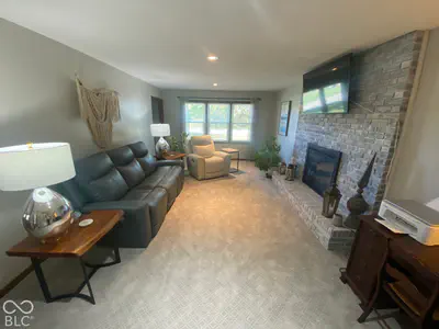 558 S 2nd Street, Upland - 22
