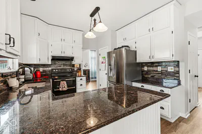 5518 Royal Troon Way, Avon - 3