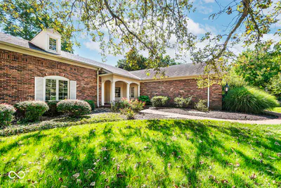 7925 Beaumont Green East Drive, Indianapolis - 5