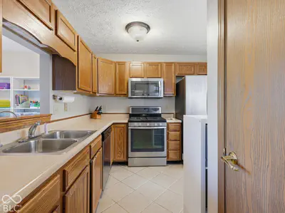 6725 Wimbledon Drive, Zionsville - 6