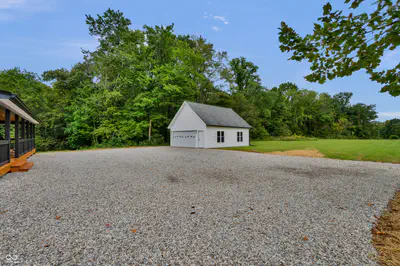 6850 Base Road, North Vernon - 51