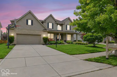 12085 Biddle Dr, Fishers - 2