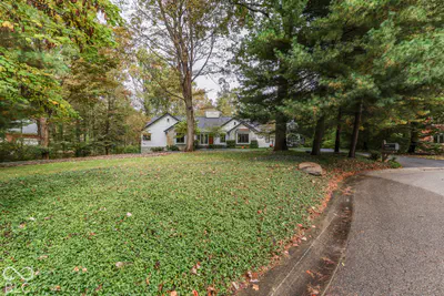 9056 Woodacre Blvd South Drive S, Indianapolis - 85