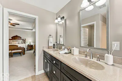 5066 Quincy Court, Columbus - 35