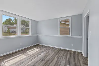 1564 Chase Boulevard, Greenwood - 32