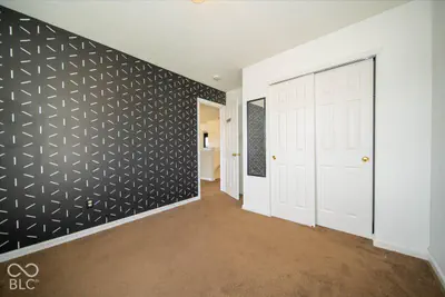 2040 St Clifford Drive, Indianapolis - 35