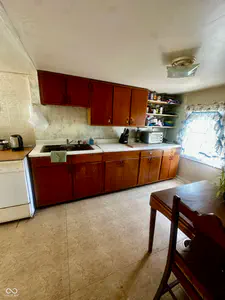 1042 Avenue E, Greencastle - 4