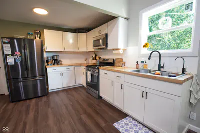 651 Union Street, Hope - 9