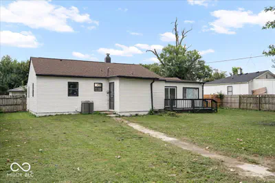 566 Trowbridge Street, Indianapolis - 29