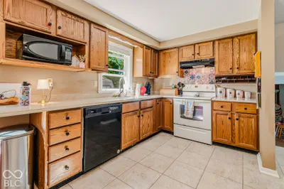 2810 Jordan Drive, Columbus - 9