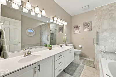 7342 Pymbroke Drive, Fishers - 10