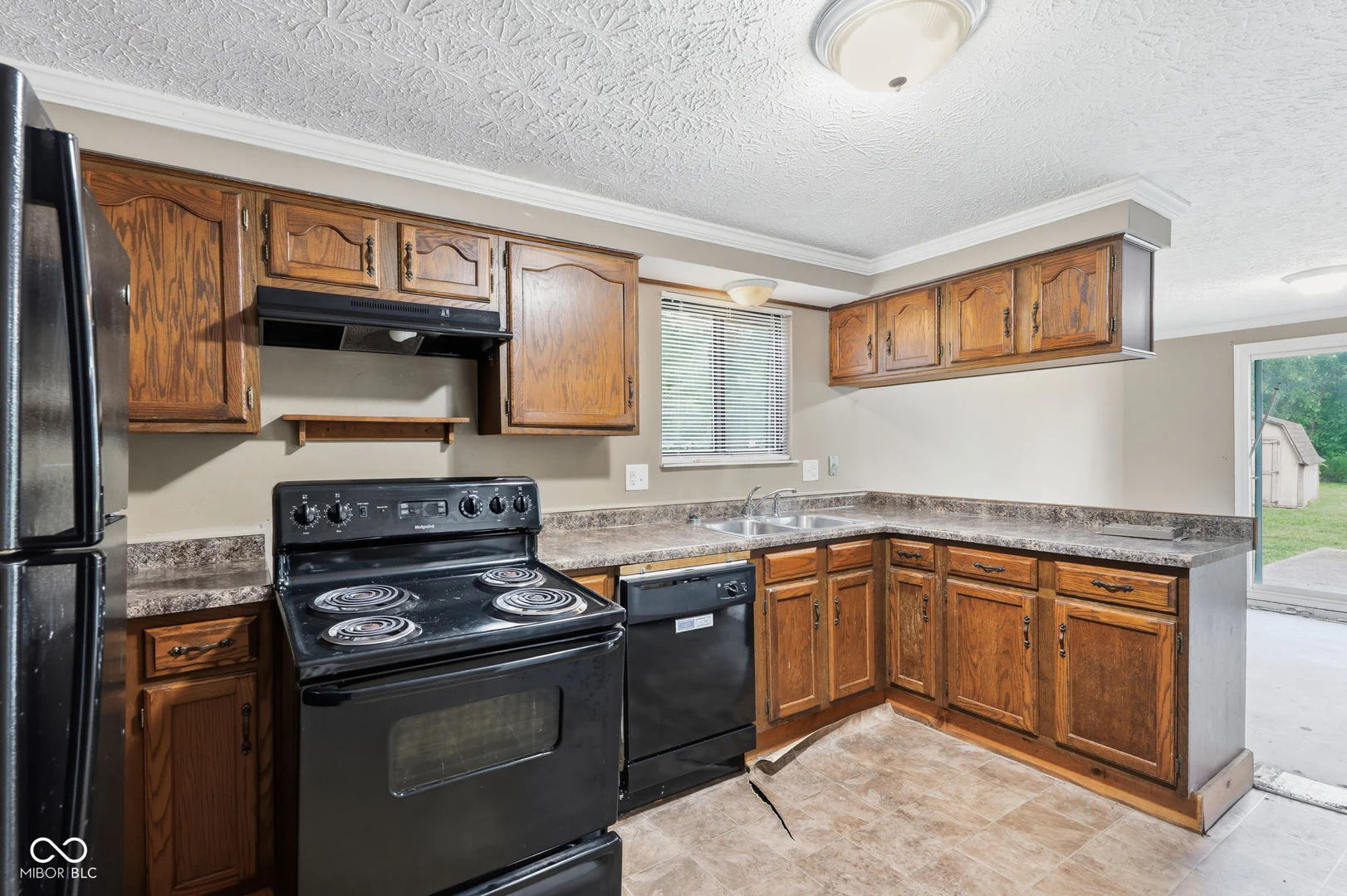 3735 Valley Lake Drive, Indianapolis