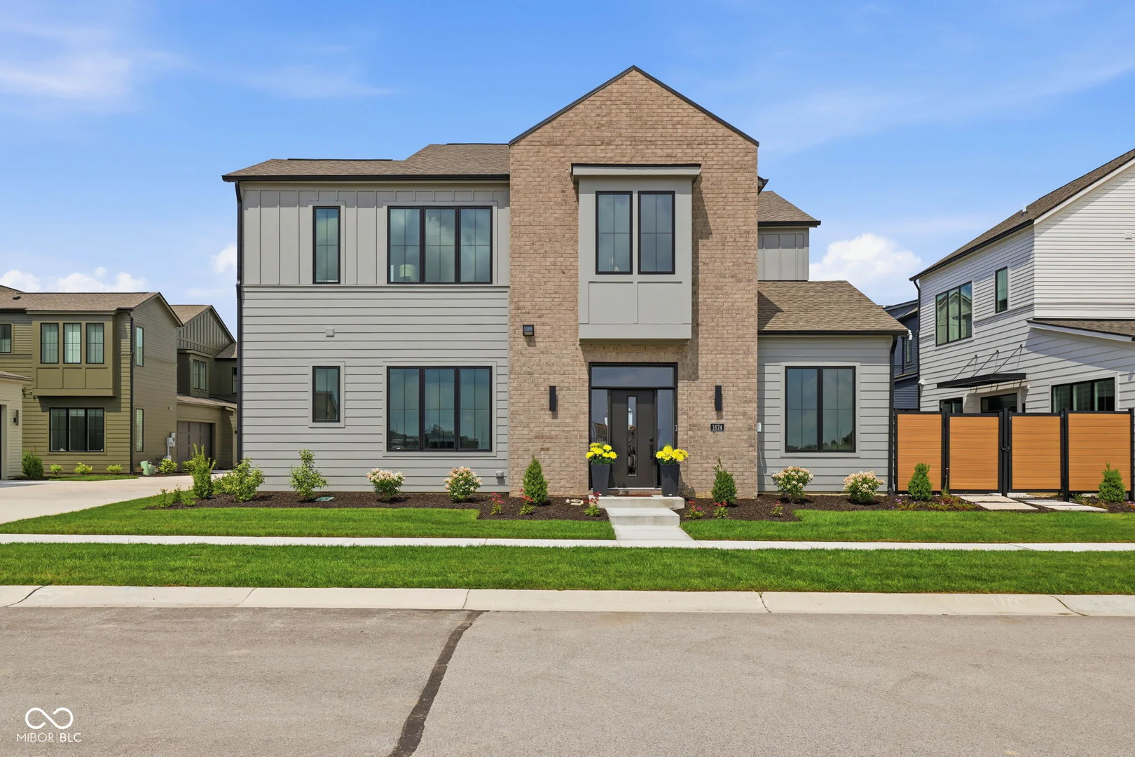1674 Coach Drive, Westfield