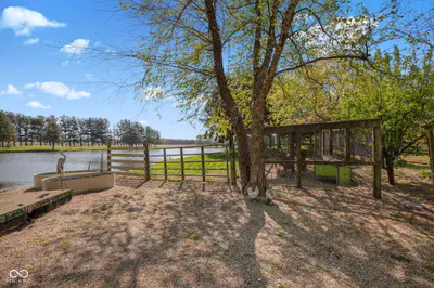 2649 600, Thorntown - 90