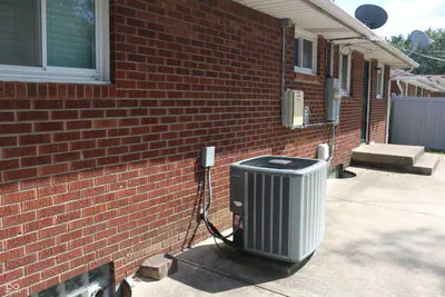 348 Clark, Beech Grove - 38