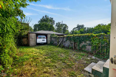 3025 Michigan Street, Indianapolis - 37