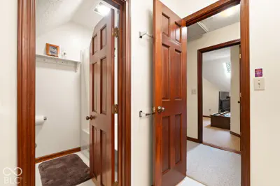 925 Oakwood Lane, Paoli - 46
