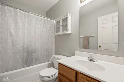 11740 Sand Creek Boulevard, Fishers - 29