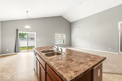 5350 Tanglewood Lane, Whitestown - 14