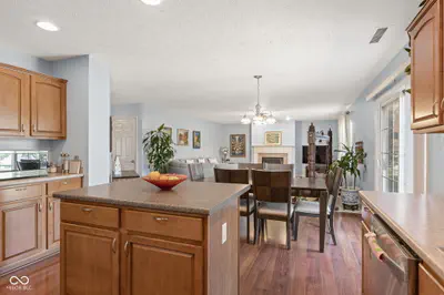 13695 Stanford Drive, Carmel - 14